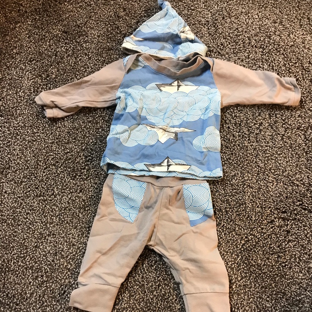 Coming Home Newborn Outfit - Picture 1 of 1